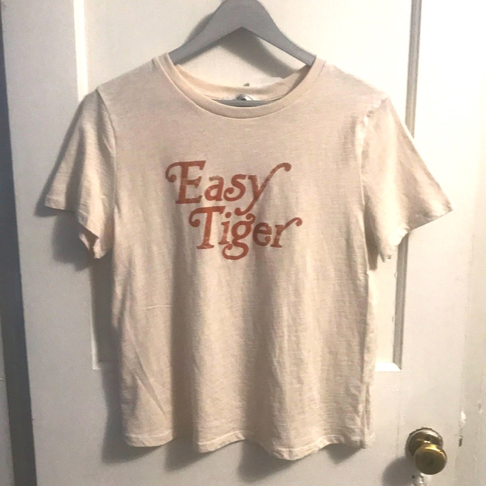 Tee